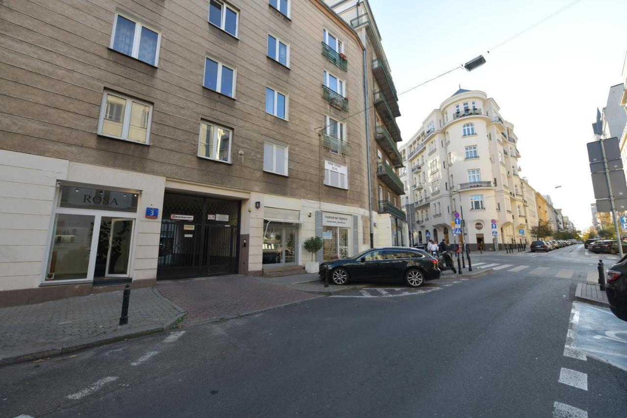 Wilcza 3 - Apartament Dla 4 Osob - 260M Do Ambasady Usa - Duzy Balkon Od Strony Dziedzinca - Wifi - Good Apartments Warsaw Luaran gambar
