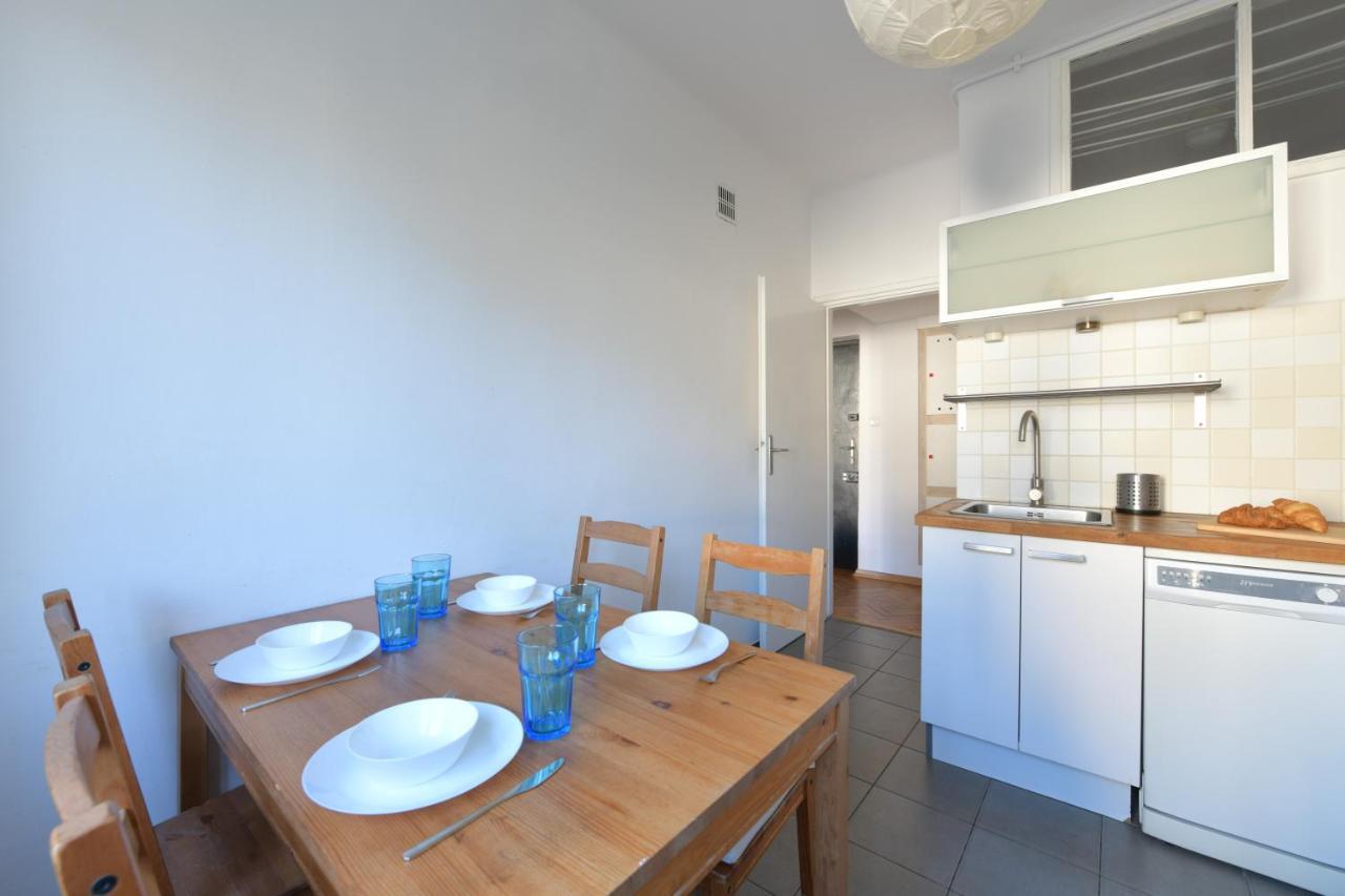 Wilcza 3 - Apartament Dla 4 Osob - 260M Do Ambasady Usa - Duzy Balkon Od Strony Dziedzinca - Wifi - Good Apartments Warsaw Luaran gambar